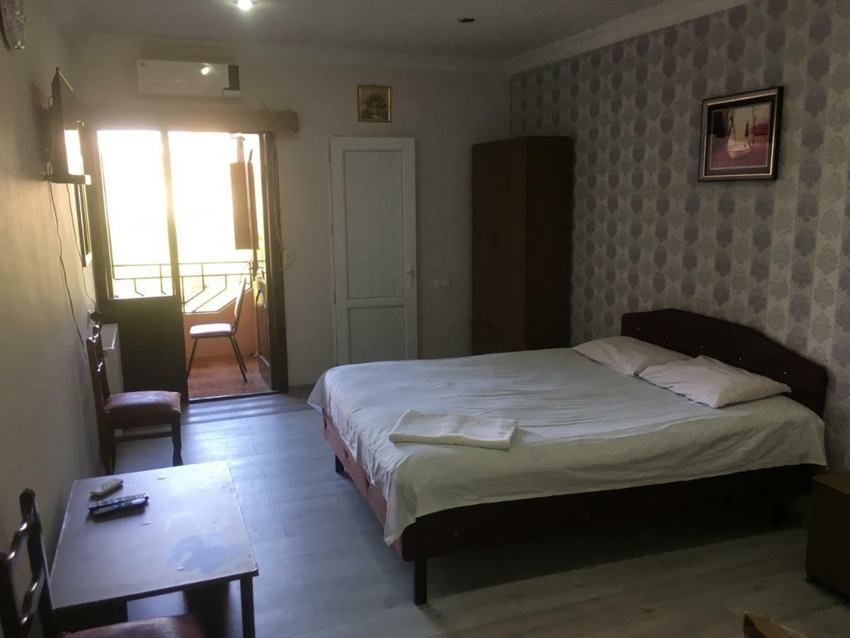 Hotel Texas Τυφλίδα Εξωτερικό φωτογραφία